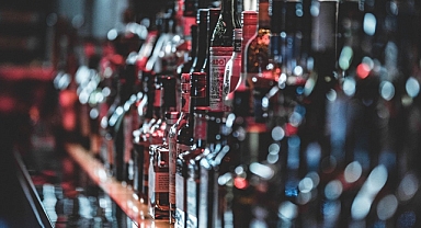 3 Ocak’ta sigara ve alkole zam geliyor