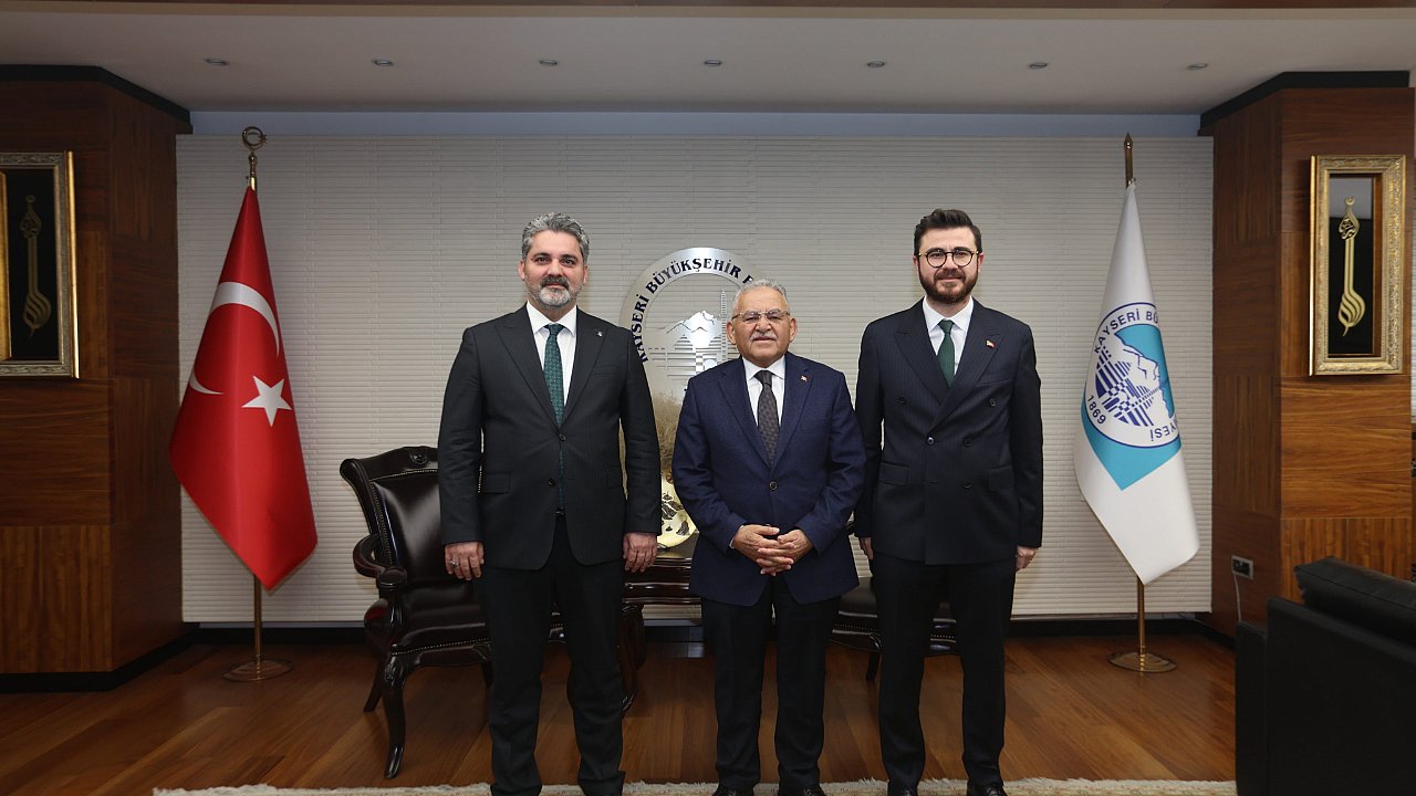 BAŞKAN BÜYÜKKILIÇ, OKANDAN VE ÜZÜM’Ü AĞIRLADI