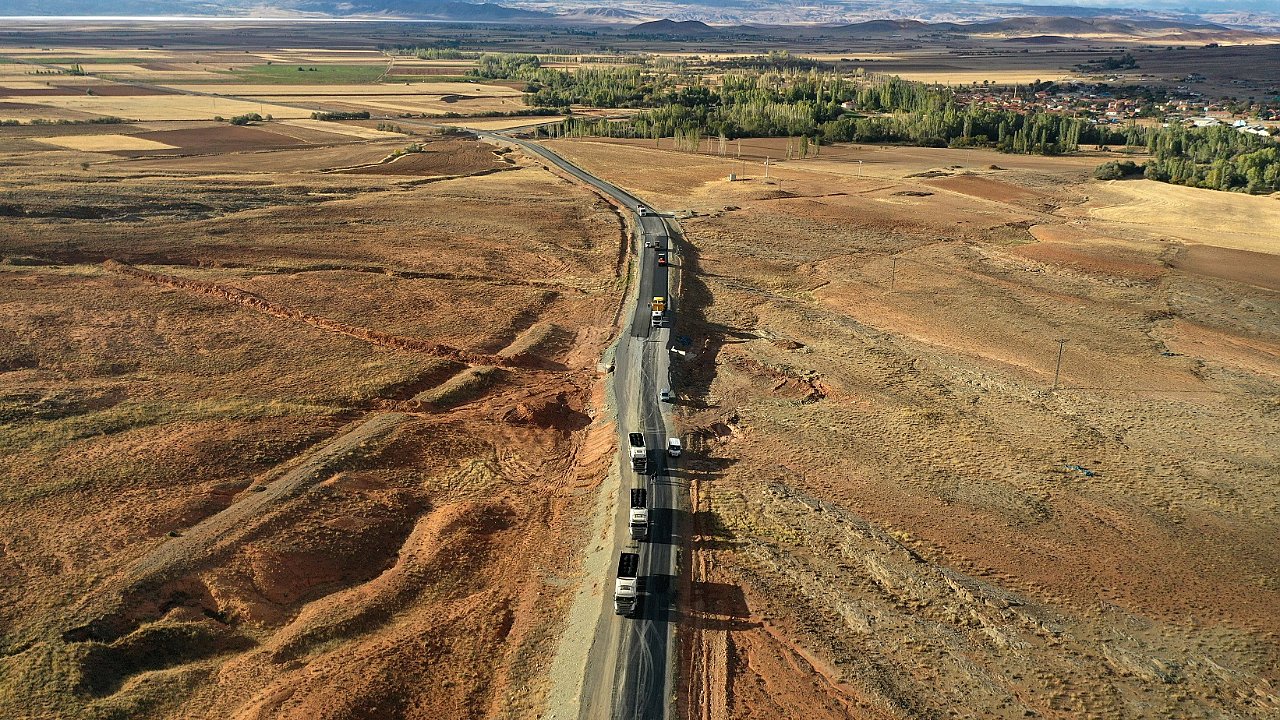 BÜYÜKŞEHİR, 2024’TE KIRSALDA ULAŞIM YATIRIMLARINA YAKLAŞIK 290 MİLYON TL HARCADI