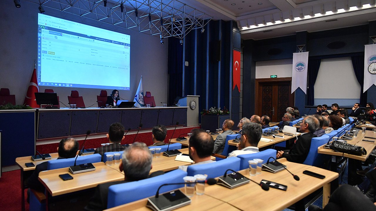 BÜYÜKŞEHİR’İN “EBYS” EĞİTİMİNE YOĞUN İLGİ