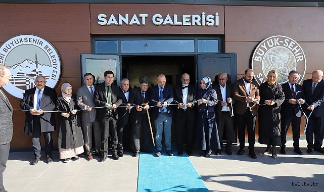 ULU ÇINARLARIN GÖLGESİNDE ANILARLA FİLİZLENEN DEĞERLER