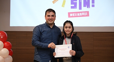 SEN YAPARSIN MELİKGAZİ ENSTRÜMAN YARIŞMASI’NIN FİNALİ GERÇEKLEŞTİ