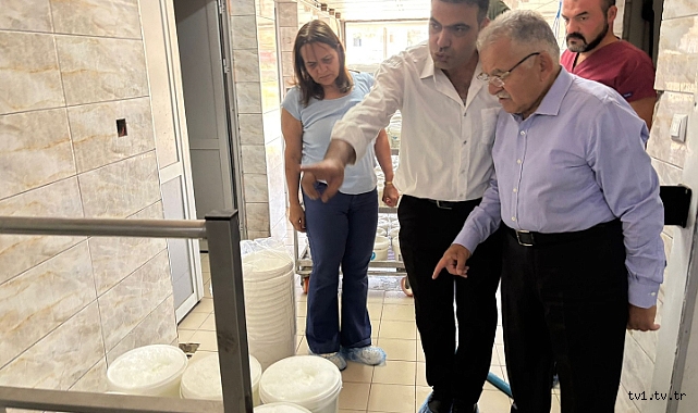 BAŞKAN BÜYÜKKILIÇ'TAN HÜRMETÇİ'DE MANDA YETİŞTİRİCİLİĞİNE DESTEK ZİYARETİ