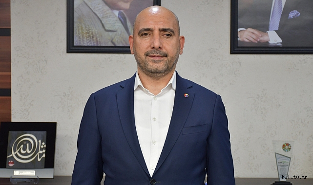 ÜLKEMİZİN AYDINLIK YARINLARINI İNŞA EDEN ÖĞRETMENLERİMİZİN GÜNÜ KUTLU OLSUN