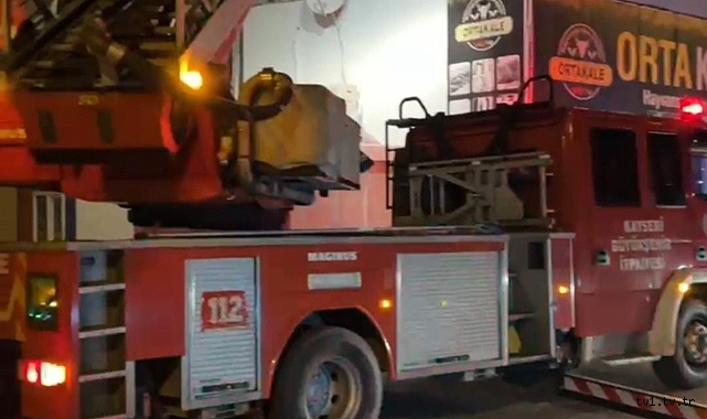 HAYVANSAL YAN ÜRÜNLER TESİSİ YANDI