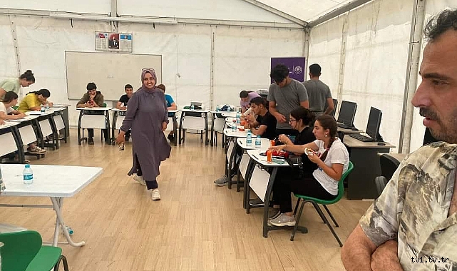 KİGDER DEPREM BÖLGESİNDEN İKİ YILDIR ELİNİ ÇEKMEDİ