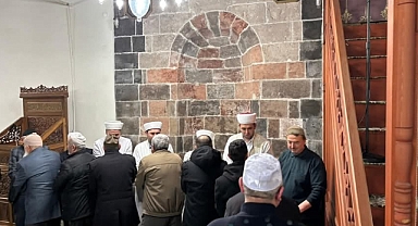 MERKE CAMİDE TERAVİH NAMAZI HATİMLE KILINIYOR