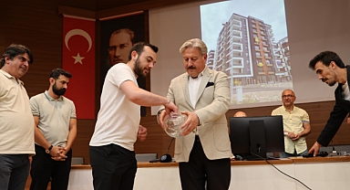 BATTALGAZİ KENTSEL DÖNÜŞÜMÜNDE DAİRE TESLİMİ VE KURA HEYECANI