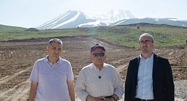 ERCİYES'İN DEVELİ KAPISINA YÜRÜYEN BANT