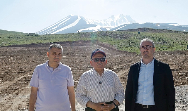 ERCİYES'İN DEVELİ KAPISINA YÜRÜYEN BANT